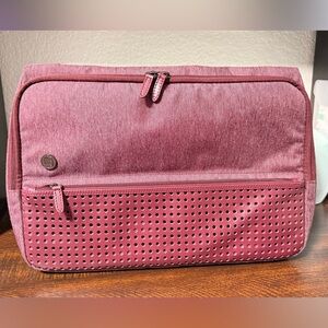 Evernote × AbrAsus Triangle Commuter Bag